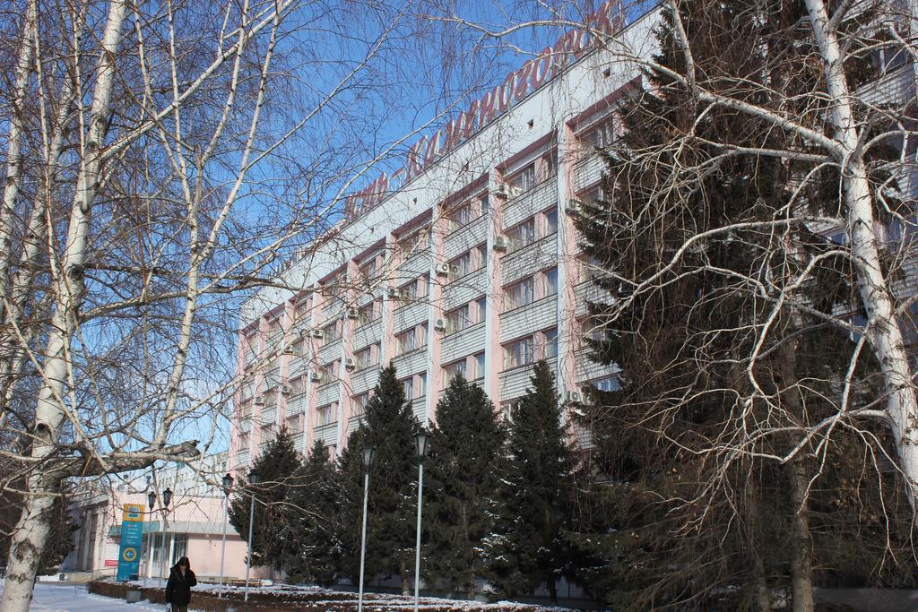 Ust-Kamenogorsk Hotel Esterno foto